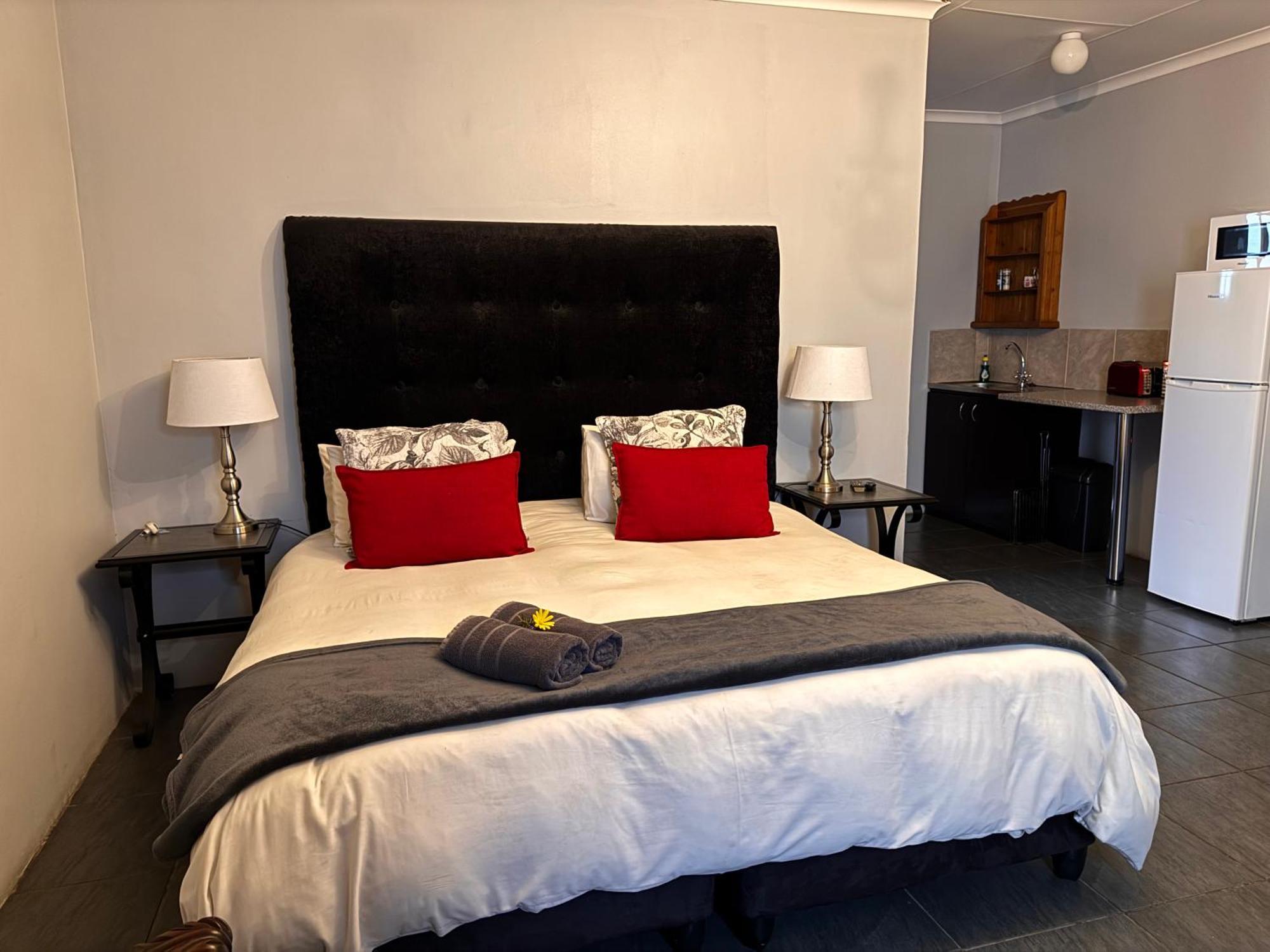The Palms Venue & Accommodation Cradock Exterior photo